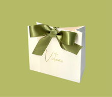 Load image into Gallery viewer, 20PCS Personalized Ivory Gift Bags with Ribbon – Custom Wedding, Party, Event Favor Bags (5.5 x 2.4 x 4.8 in)