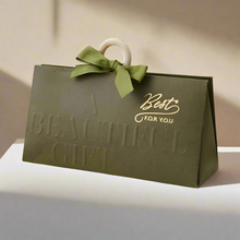 Load image into Gallery viewer, 20PCS Ivory Candy Bag Wedding Favors with Wood Handle – Bridal Shower, Anniversary, Baby Shower, & Party Gift Packaging