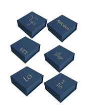 Load image into Gallery viewer, Blue flip-top-jewelry-boxes