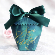 Load image into Gallery viewer, 20PCS Green Wedding Favor Candy Boxes – Party Gift Boxes with Ribbon for Bridal Shower, Holiday, and Guest Welcome Gifts
