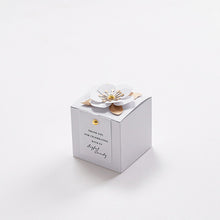 Load image into Gallery viewer, New Arrivals Custom wedding Favors Candy Box/Elegant 3D Flower Square Gift Box-Modern and Stylish Event Anniversary Gift Favor Box Packaging