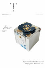 Load image into Gallery viewer, Personalized Metallic Silver Candy Favor Box – 3D Flower Gift Box for Weddings, Birthdays & Events