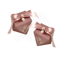 Load image into Gallery viewer, 20 PCS Pink Diamond-Shaped Wedding Favor Boxes – Candy Gift Boxes with Ribbon for Guests