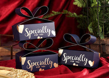 Load image into Gallery viewer, 25PCS Candy Boxes for Weddings, Birthdays & Holiday Favors – Gift Boxes with Ribbon | DIY Assembly