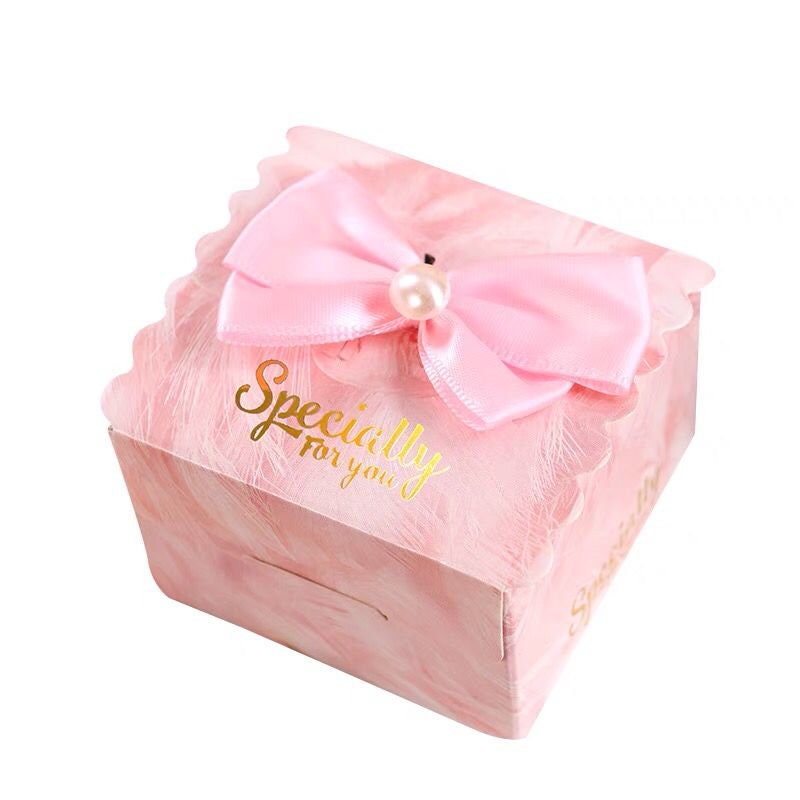 25PCS Graceful Candy Packing Box Wedding Favors /Party Gifts Paper Packing Box Ribbon Peal Bow Candy Boxes /Pink Gift Packing Box