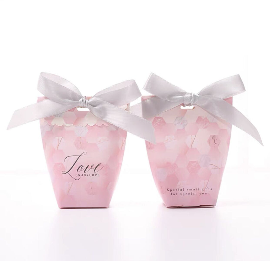 20PCS Wedding Favors Packing Box/Bridal Shower Favor Boxes Candy Packing Box /Holiday Party Favor Welcome Gift Packing Box For Guest