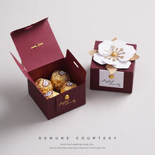 Load image into Gallery viewer, Wedding Favor Candy Boxes/Elegant 3D Flower Gift Box
