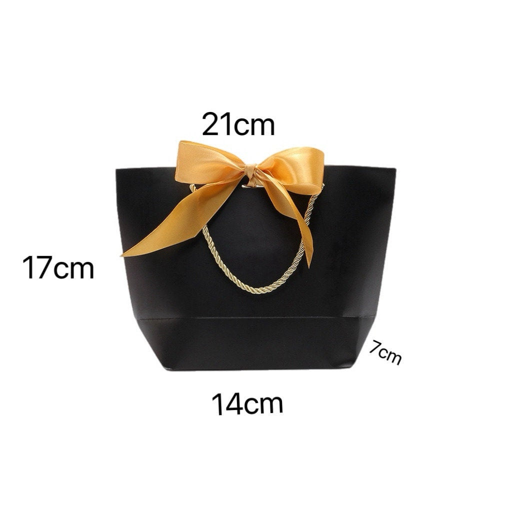 20PCS Black Gift Bags Wedding Favors & Party Gifts Ribbon Bag /Wedding Party Favors Bag/Holiday favor for guest/Ceremony Gift Box