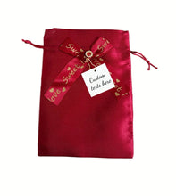 Load image into Gallery viewer, 20PCS Burgundy Wedding Favors Bag Thank You Cany Bags Gift Packing Bag w Handle Birthday Favors Bag for guest/luxury wedding favor pouch
